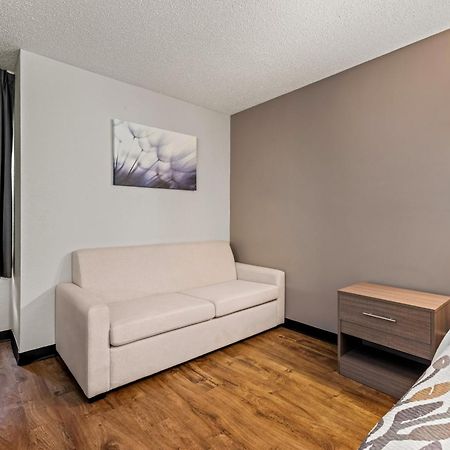 Red Roof Inn Charlotte - University Εξωτερικό φωτογραφία