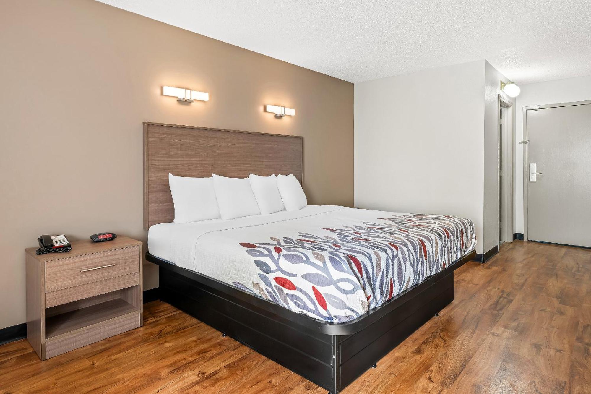 Red Roof Inn Charlotte - University Εξωτερικό φωτογραφία