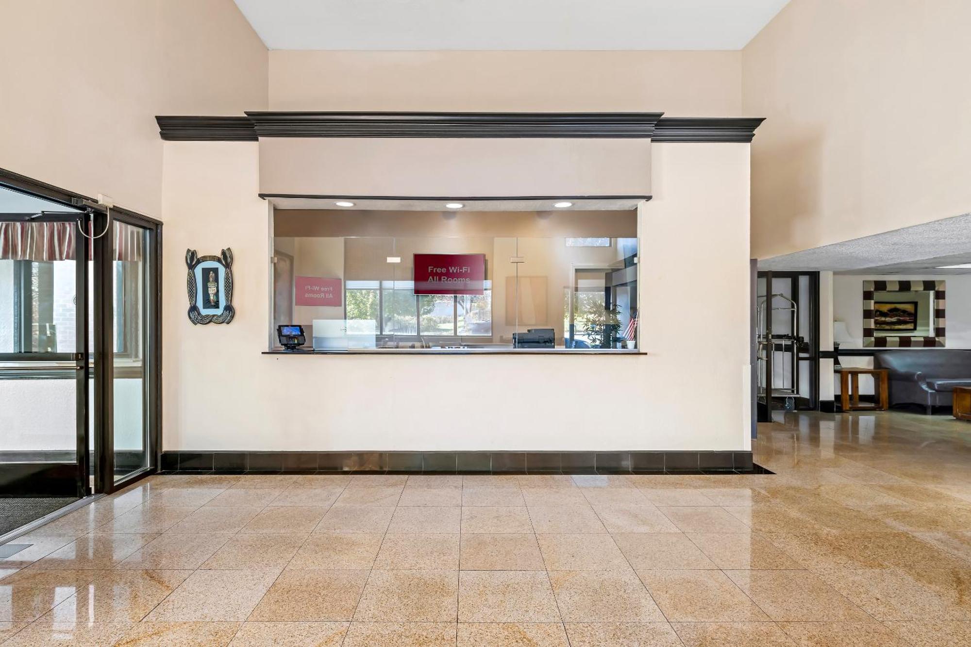 Red Roof Inn Charlotte - University Εξωτερικό φωτογραφία