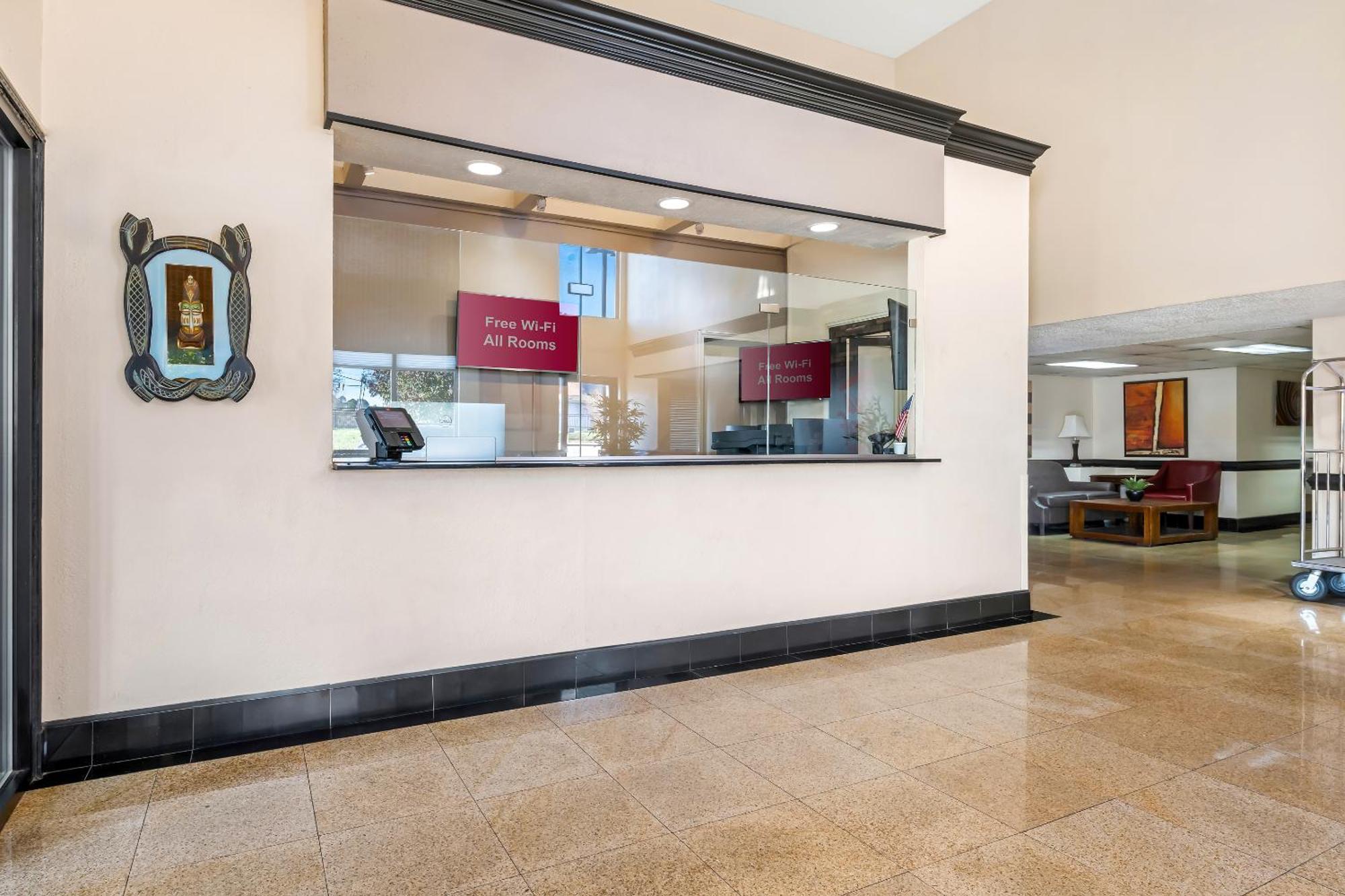 Red Roof Inn Charlotte - University Εξωτερικό φωτογραφία